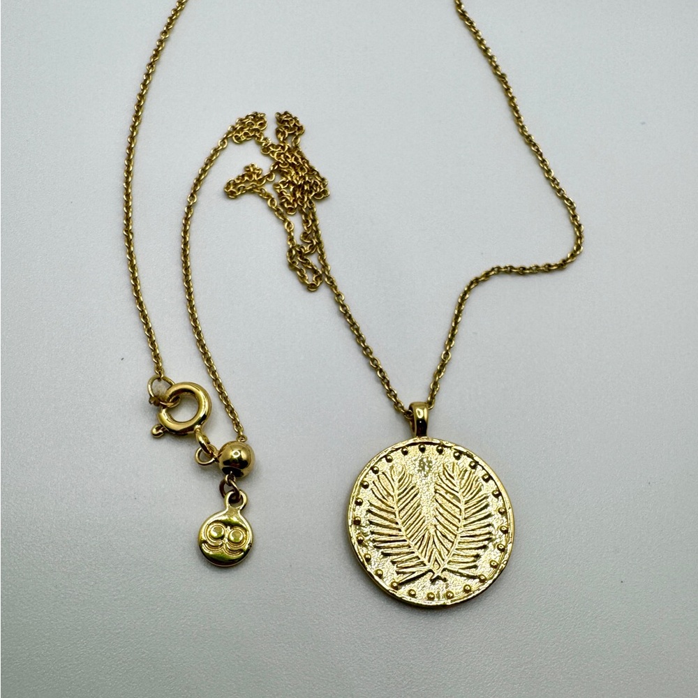 Gorjana 18k Gold Palm Coin Necklace